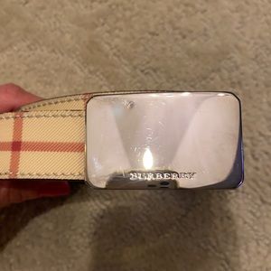 Ladies Burberry Belt